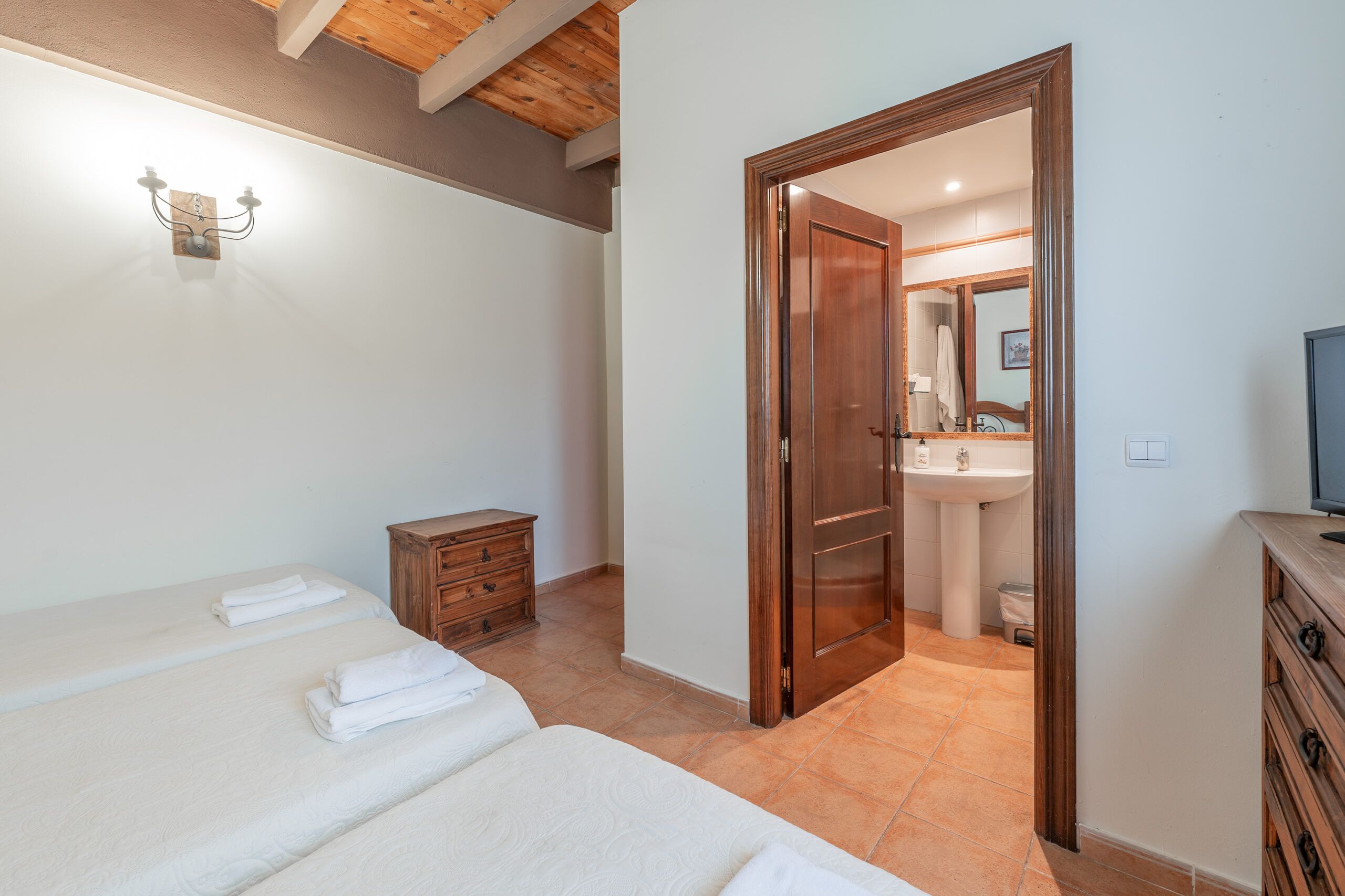 Habitación triple tres camas individuales